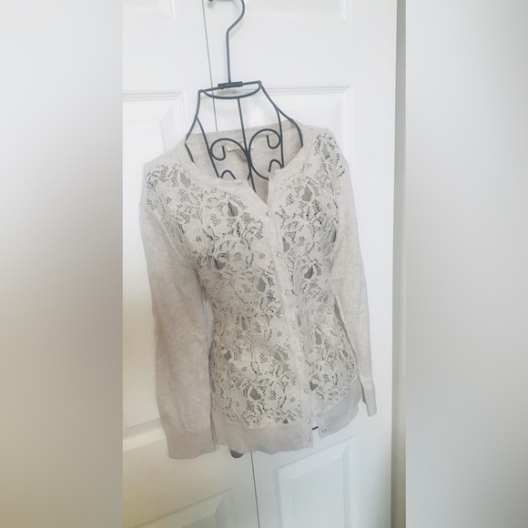 EUC Ann Taylor Loft Lace Cardigan. Small. - Picture 3 of 11